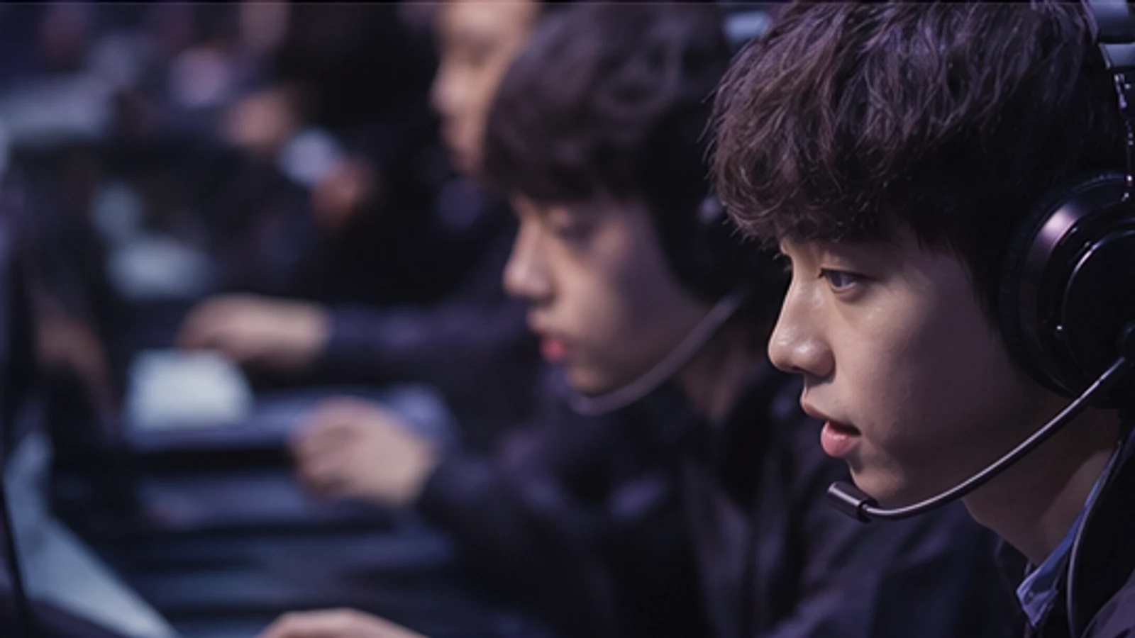 英雄聯盟LoL電競投注的情境比較畫面